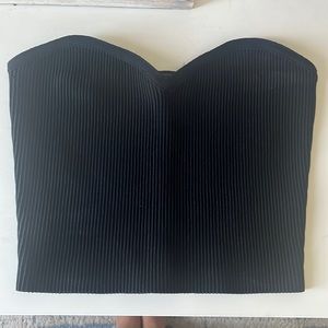 Aritzia Babaton Tupe Top